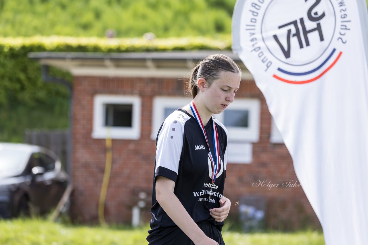 Bild 81 - wBJ SH-Pokalfinale  Holstein-Kiel - SV Viktoria : Ergebnis: 1:0